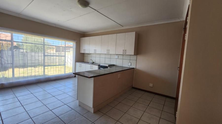 3 Bedroom Property for Sale in Potchefstroom North West